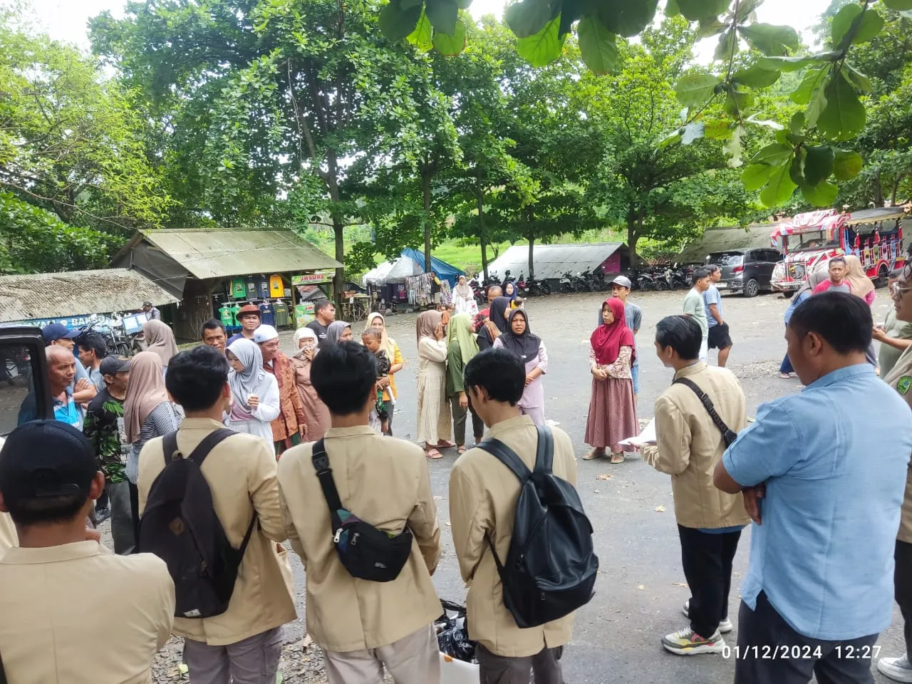 Peduli Kasih korban Bencana Loji
